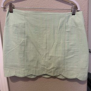 **LIKE NEW** Lilly Pulitzer Seersucker Skort Size 10